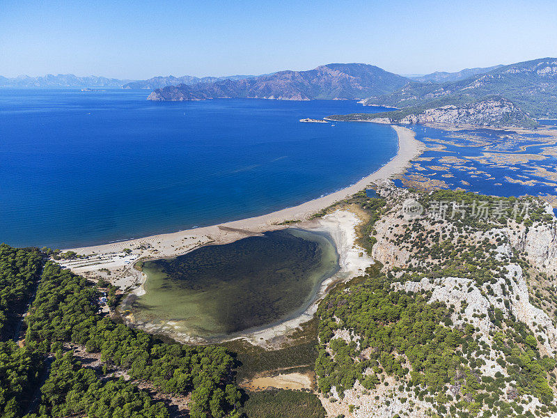 鸟瞰美丽的Mugla Dalyan Iztuzu